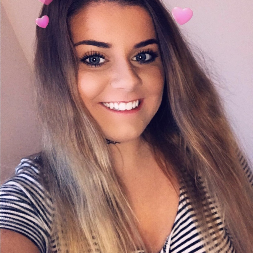 Meet your Posher, Lindsey